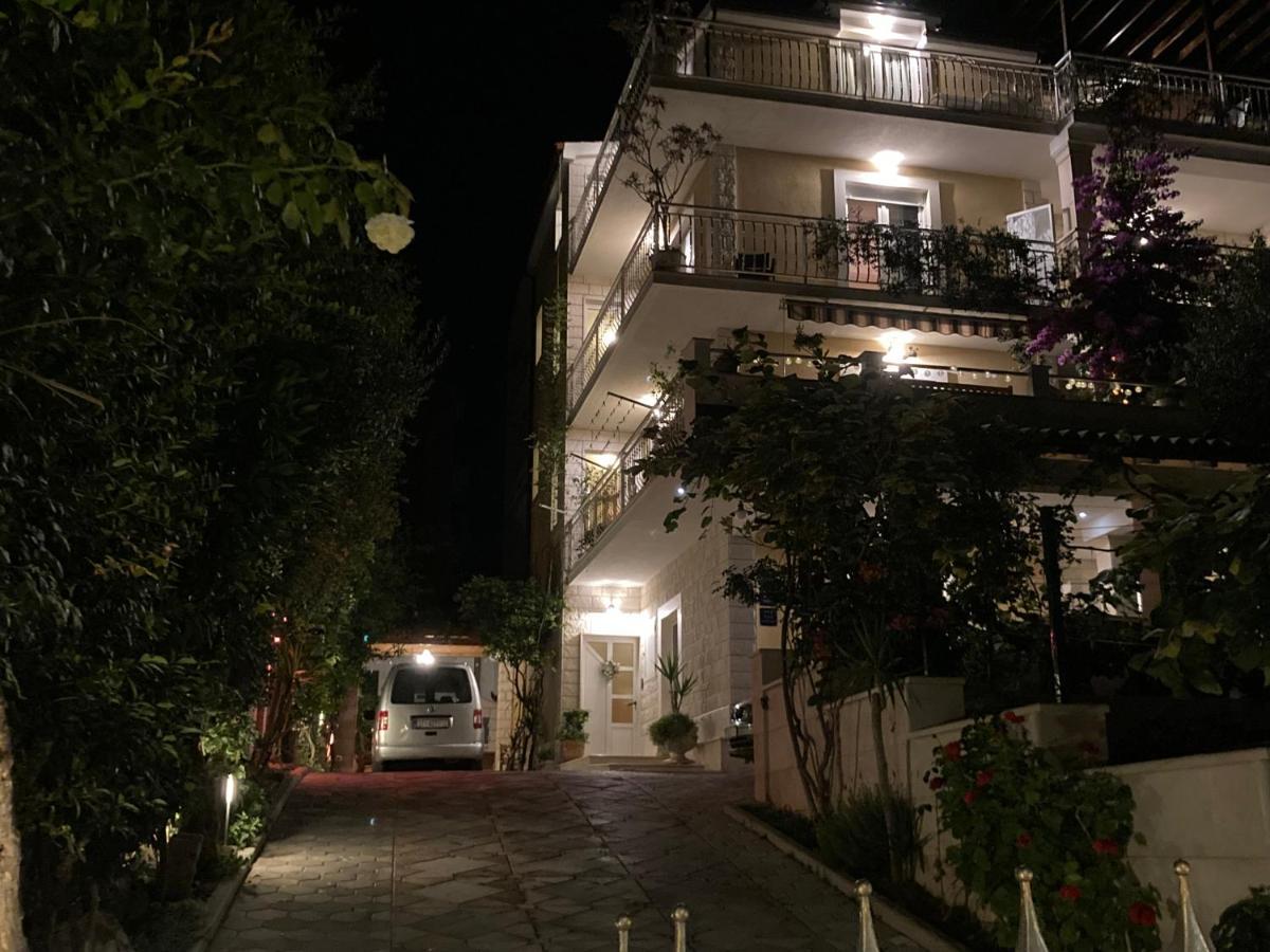 Guest House Adria 두기라트 외부 사진