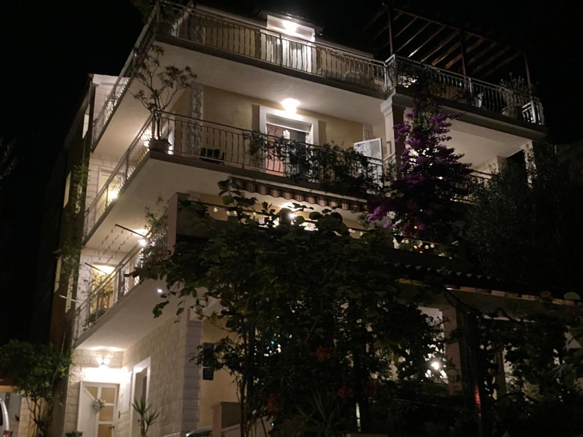 Guest House Adria 두기라트 외부 사진
