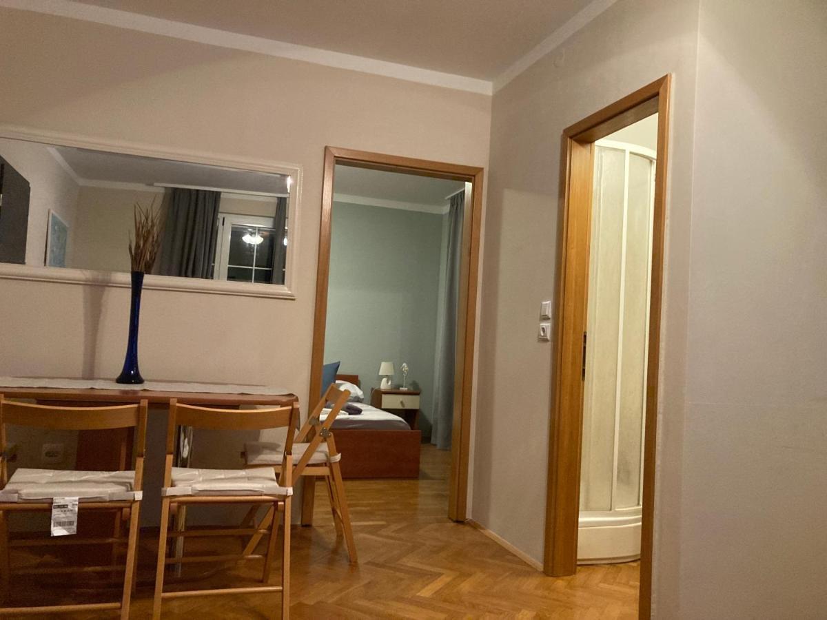 Guest House Adria 두기라트 외부 사진