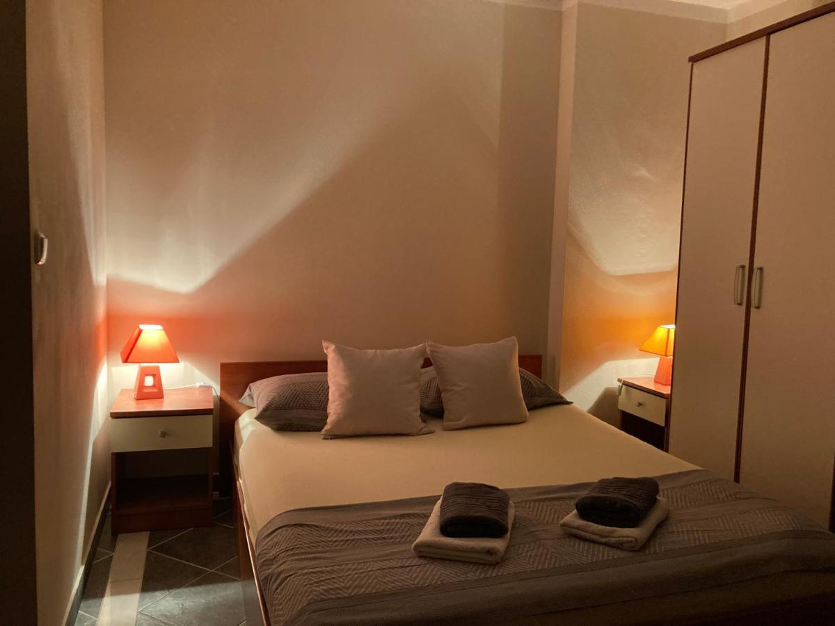 Guest House Adria 두기라트 외부 사진