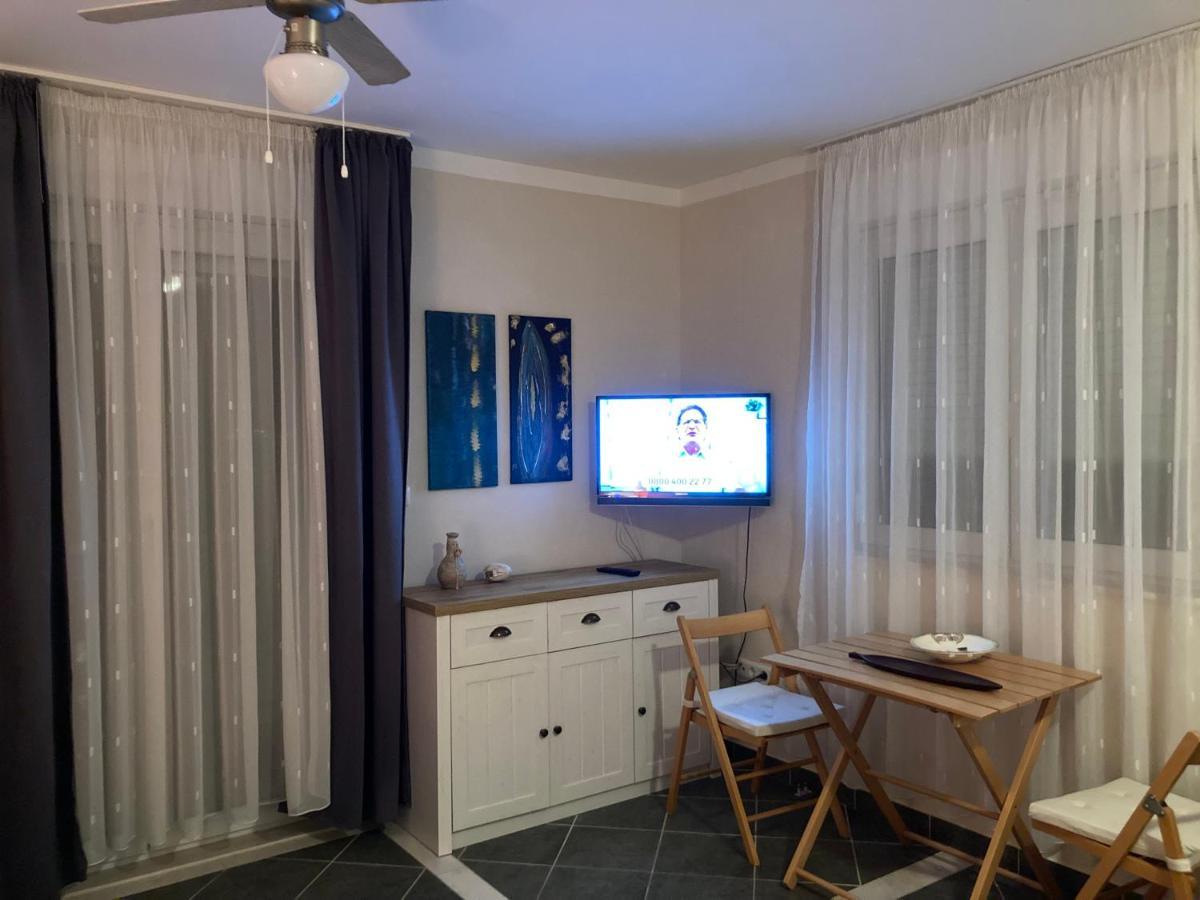 Guest House Adria 두기라트 외부 사진