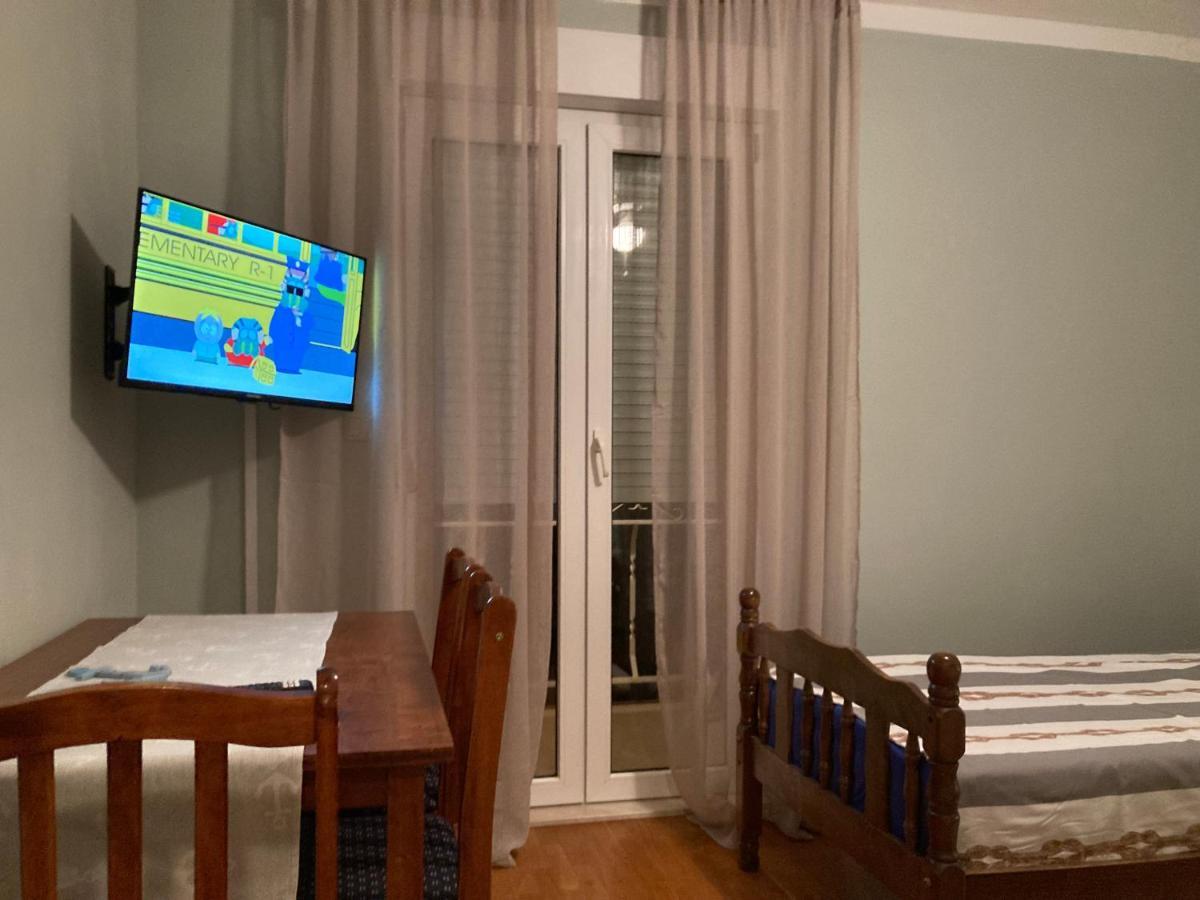 Guest House Adria 두기라트 외부 사진