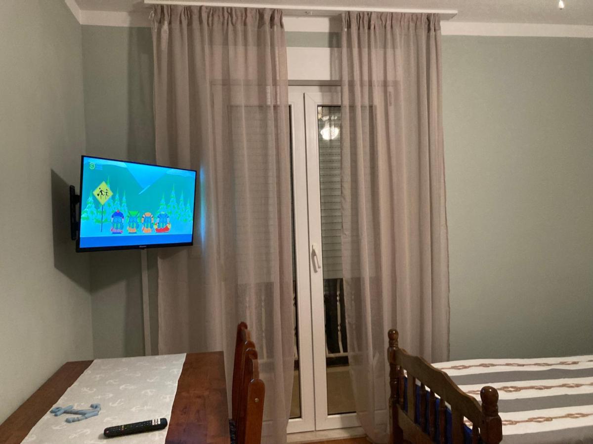 Guest House Adria 두기라트 외부 사진