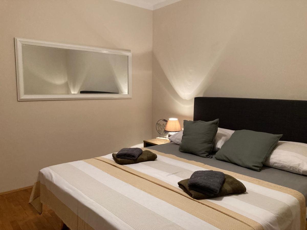 Guest House Adria 두기라트 외부 사진