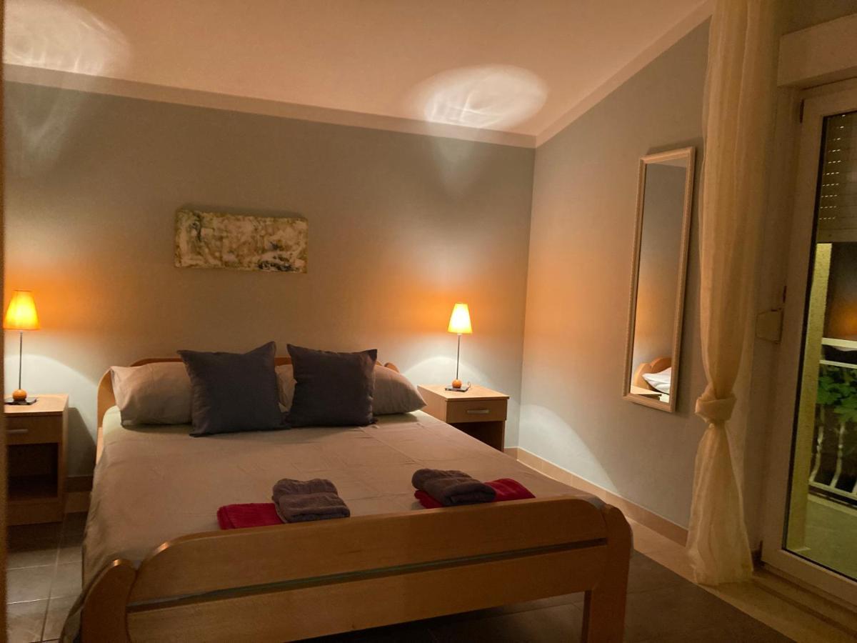 Guest House Adria 두기라트 외부 사진