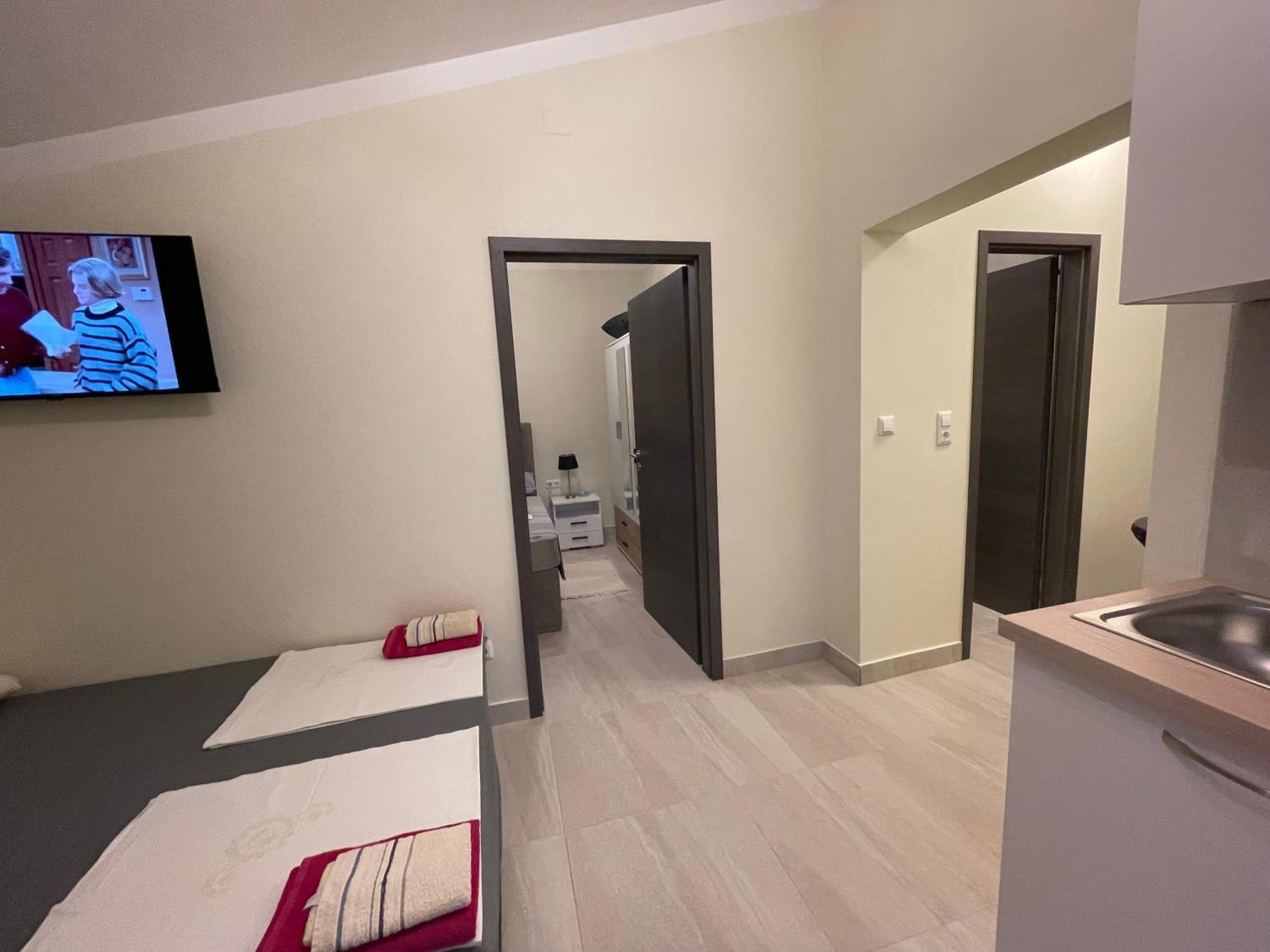 Guest House Adria 두기라트 외부 사진