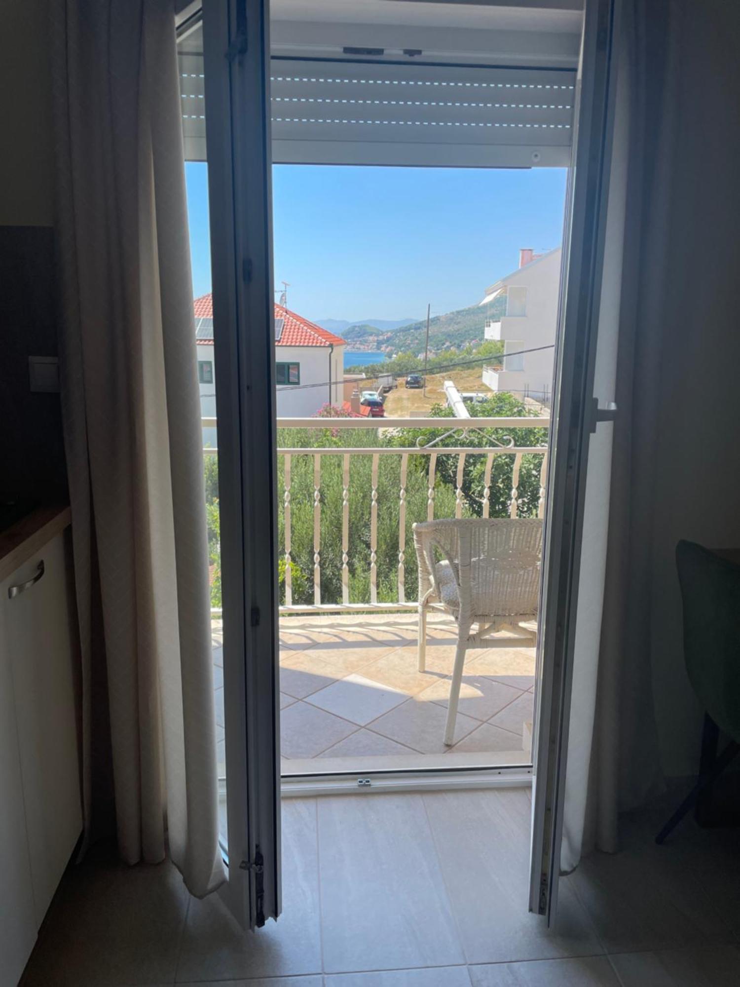 Guest House Adria 두기라트 외부 사진